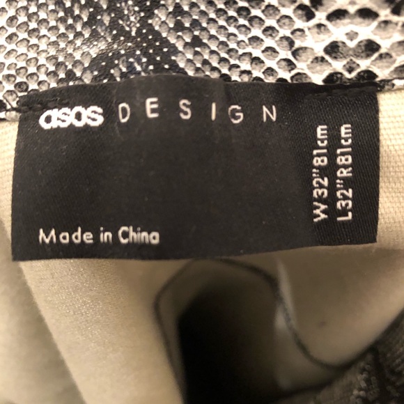 asos DESIGN Gray Snake Animal Print Leather Look Jumpsuit Coveralls - Picture 5 of 7